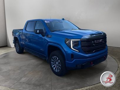 Used 2022 GMC Sierra 1500 AT4 w/ AT4 Preferred Package