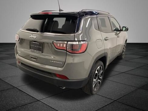 Used 2022 Jeep Compass Limited AWD/4WD image 7