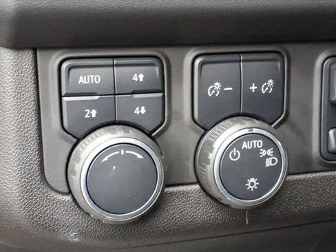 Used 2021 Chevrolet Tahoe High Country w/ Premium Package image 15