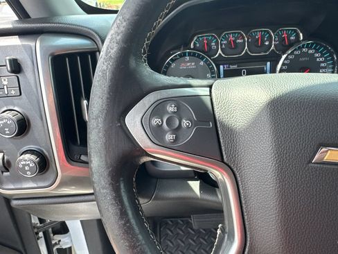 Used 2018 Chevrolet Silverado 1500 LT w/ All Star Edition AWD/4WD image 25
