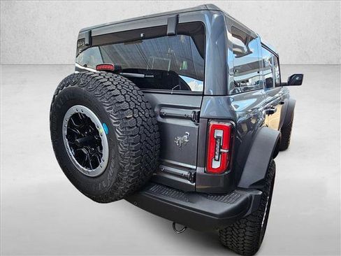 New 2025 Ford Bronco Badlands image 2