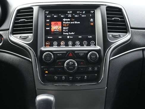 Used 2018 Jeep Grand Cherokee Limited w/ Luxury Group II AWD/4WD image 13