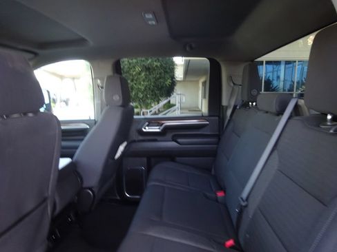 Certified 2024 Chevrolet Silverado 2500 LT AWD/4WD image 21