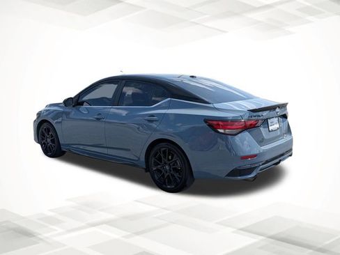 Used 2025 Nissan Sentra SR w/ Midnight Edition image 6