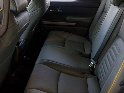 Used 2025 Toyota Tacoma TRD Sport image 25