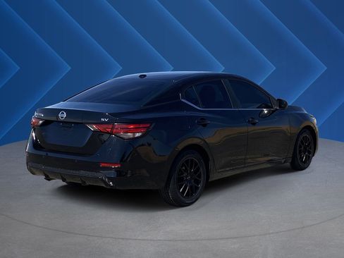 Used 2021 Nissan Sentra SV FWD image 3