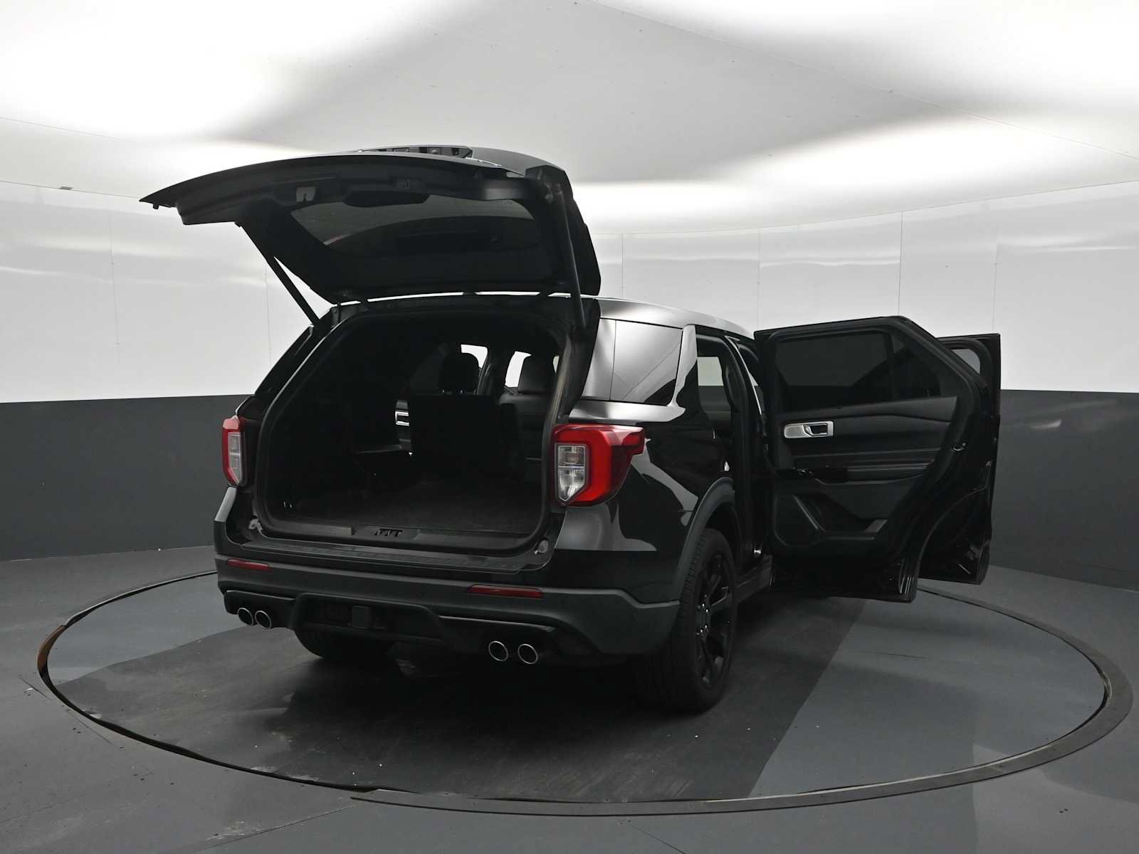 Used 2021 Ford Explorer ST w/ Equipment Group 401A AWD/4WD image 34