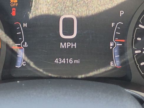 Used 2025 Jeep Compass Limited AWD/4WD image 12