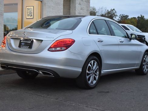 Used 2018 Mercedes-Benz C 300 4MATIC Sedan w/ Premium Package image 11
