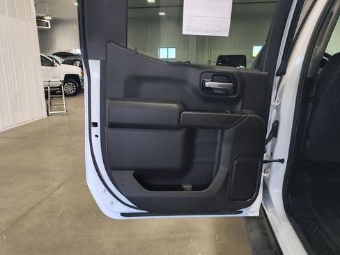 Used 2019 Chevrolet Silverado 1500 Custom AWD/4WD image 24