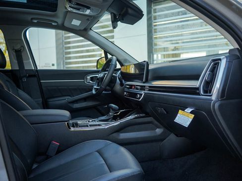 New 2026 Kia Sorento SX image 11