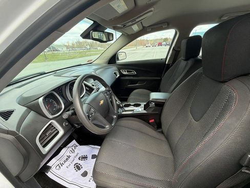 Used 2017 Chevrolet Equinox LS image 9