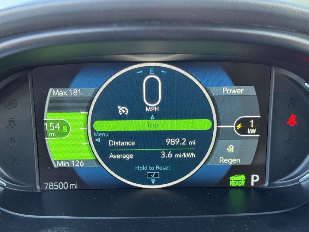 Used 2020 Chevrolet Bolt Premier w/ Infotainment Package FWD image 13