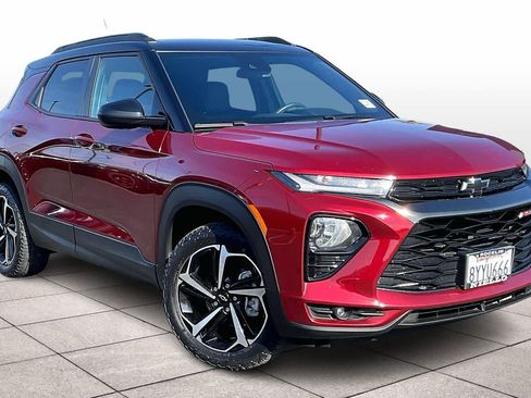 Used 2022 Chevrolet TrailBlazer RS image 2