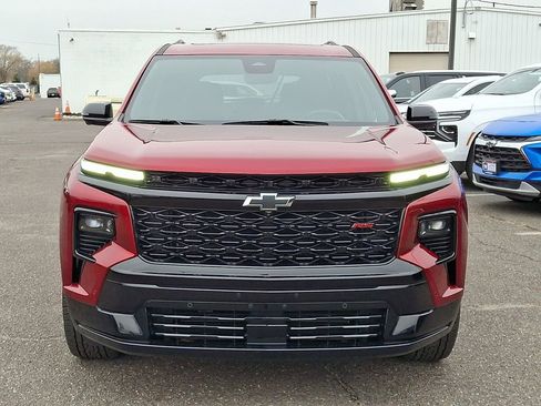 Used 2024 Chevrolet Traverse RS image 4