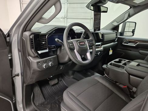 New 2026 GMC Sierra 2500 SLE w/ SLE Value Package; image 10