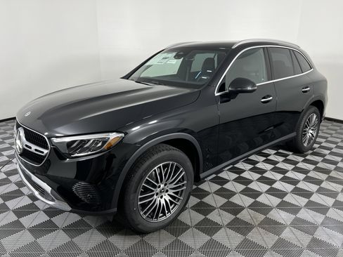 Used 2026 Mercedes-Benz GLC 300 4MATIC image 8