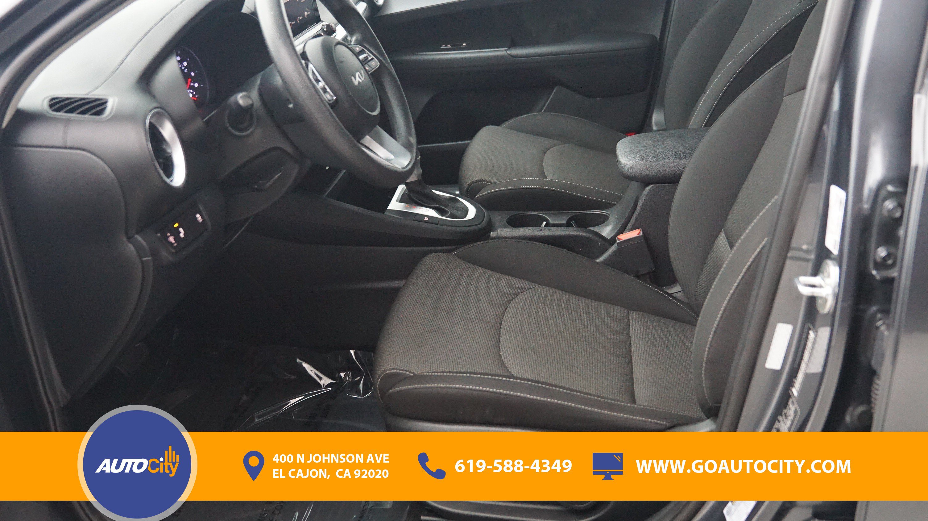 Used 2023 Kia Forte LXS w/ LXS Technology Package FWD image 9