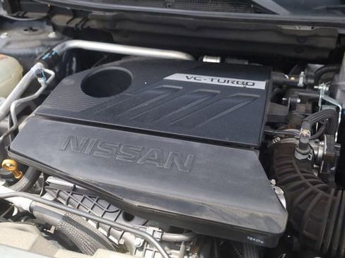 Used 2023 Nissan Rogue S FWD image 7