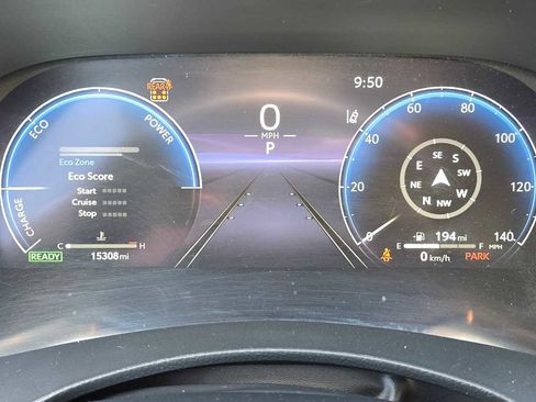 Used 2023 Toyota Highlander Platinum image 27