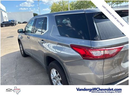Used 2020 Chevrolet Traverse LS w/ LPO, Floor Liner Package FWD image 6