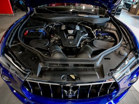 Used 2020 Maserati Levante image 47