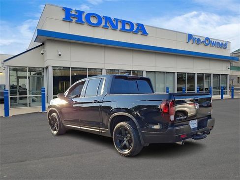 Certified 2022 Honda Ridgeline Black Edition image 6