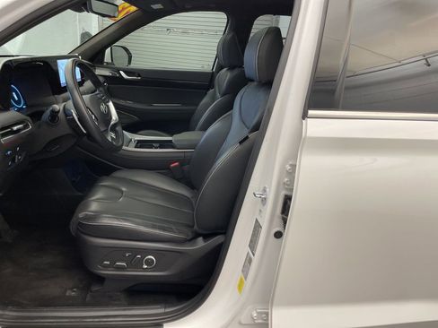 Used 2023 Hyundai Palisade Calligraphy image 21