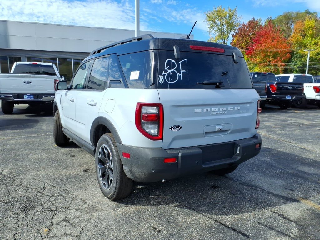 New 2026 Ford Bronco Sport Outer Banks AWD/4WD image 4
