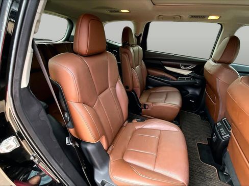 Used 2019 Subaru Ascent Touring w/ Popular Package #2 AWD/4WD image 17