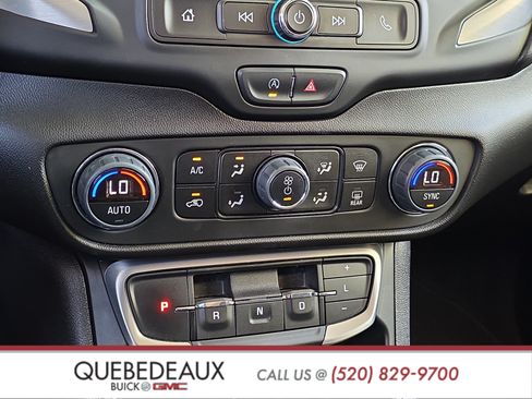 Used 2024 GMC Terrain SLE w/ Driver Convenience Package AWD/4WD image 18