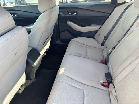 Used 2023 Honda Accord EX image 18