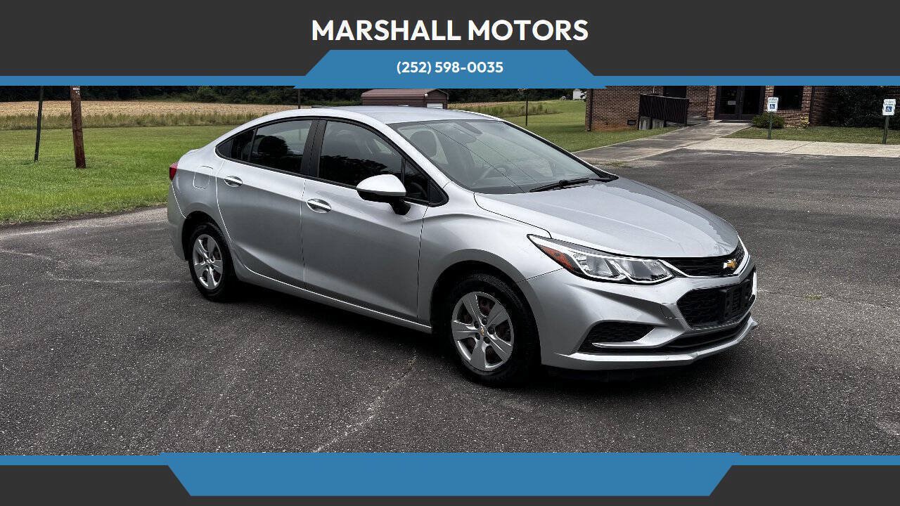 Used 2018 Chevrolet Cruze LS FWD image 1