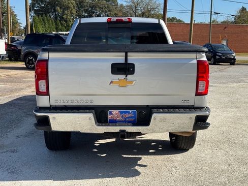 Used 2018 Chevrolet Silverado 1500 LTZ w/ LTZ Plus Package image 4
