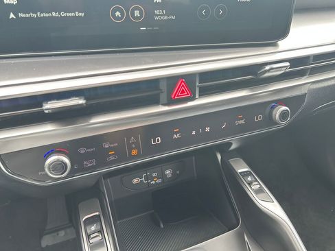 New 2025 Kia Sorento S image 19