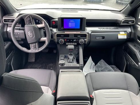 New 2025 Toyota Tacoma TRD Off-Road image 18