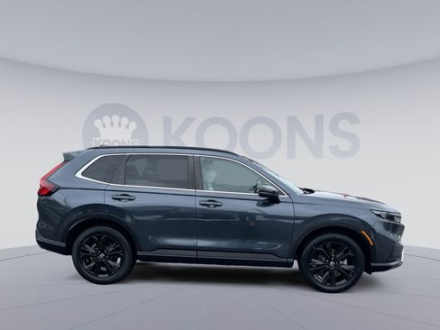 Used 2023 Honda CR-V Sport Touring image 8