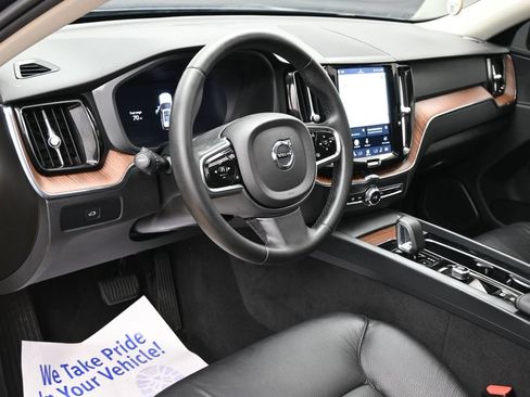 Used 2024 Volvo XC60 B5 Plus w/ Protection Package Premier AWD/4WD image 18