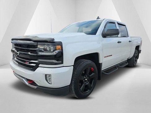 Used 2018 Chevrolet Silverado 1500 LTZ Z71 w/ Redline Edition image 3