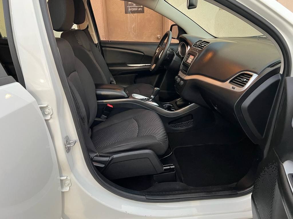 Used 2016 Dodge Journey SXT w/ Premium Group FWD image 20
