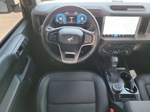 Used 2026 Ford Bronco Outer Banks AWD/4WD image 19