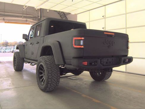 Used 2020 Jeep Gladiator Rubicon image 9