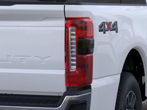 New 2026 Ford F350 Lariat AWD/4WD image 22