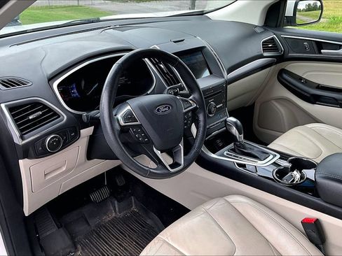 Used 2016 Ford Edge Titanium w/ Equipment Group 301A AWD/4WD image 5