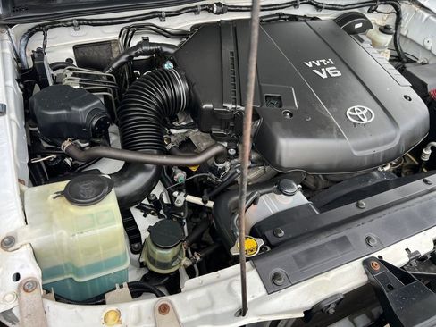 Used 2012 Toyota Tacoma PreRunner w/ TRD Sport Pkg image 41