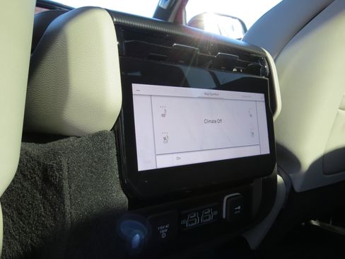 New 2026 Jeep Grand Wagoneer Summit w/ Rear Seat Video Group I image 17