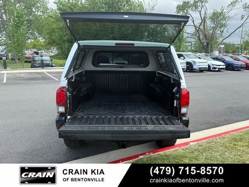 Used 2021 Toyota Tacoma SR5 image 7