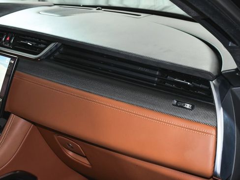 Used 2021 Jaguar F-PACE SVR image 67