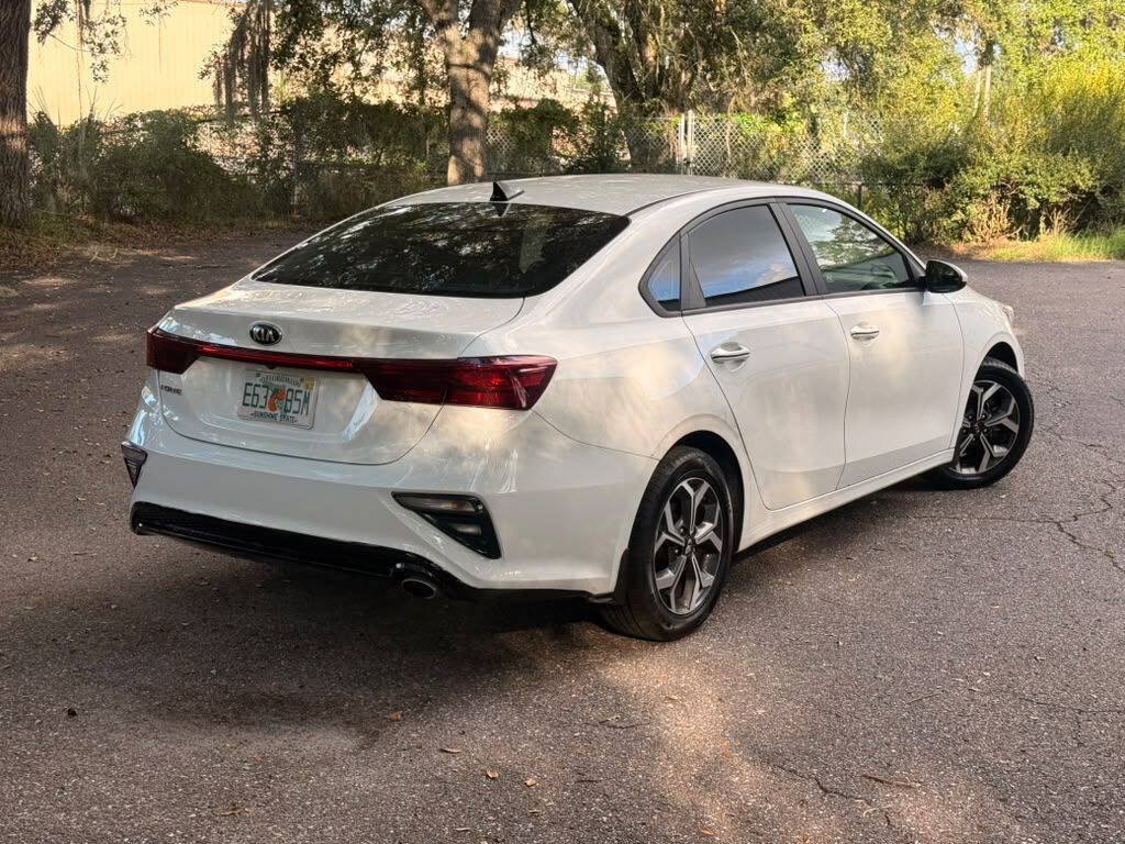 Used 2021 Kia Forte LXS FWD image 4