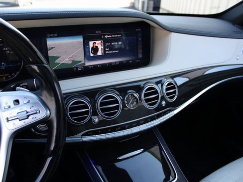 Used 2018 Mercedes-Benz S 450 Sedan image 18